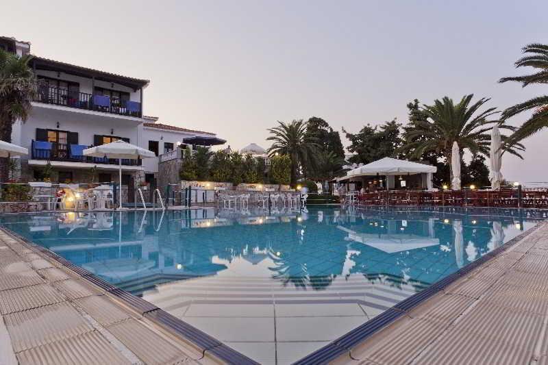 Dionyssos Hotel Skopelos Town Exterior photo